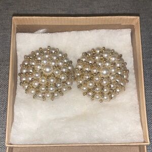 Elegant Gold and Pearl Cluster Earrings